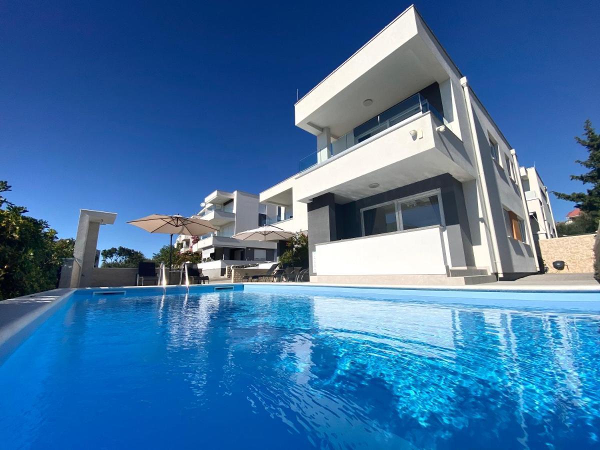 Fantasy Pool Villa Novalja Eksteriør bilde