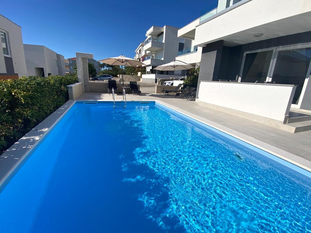 Fantasy Pool Villa Novalja Eksteriør bilde